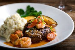  - Marriott Gateway on the Falls Hotel Niagara Falls