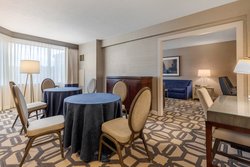  - Omni Hotel Richmond - I-95, Exit 74C