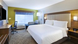  - Holiday Inn Express & Suites Airport Grand Rapids