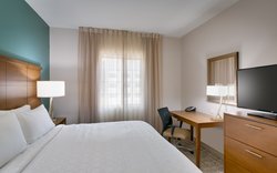  - Staybridge Suites Gainesville - I-75, Exit 384