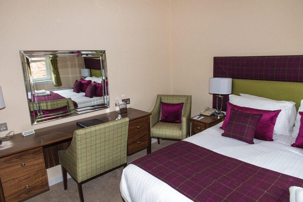 Park Hotel Montrose-guestroom-Standard Double Room.jpg