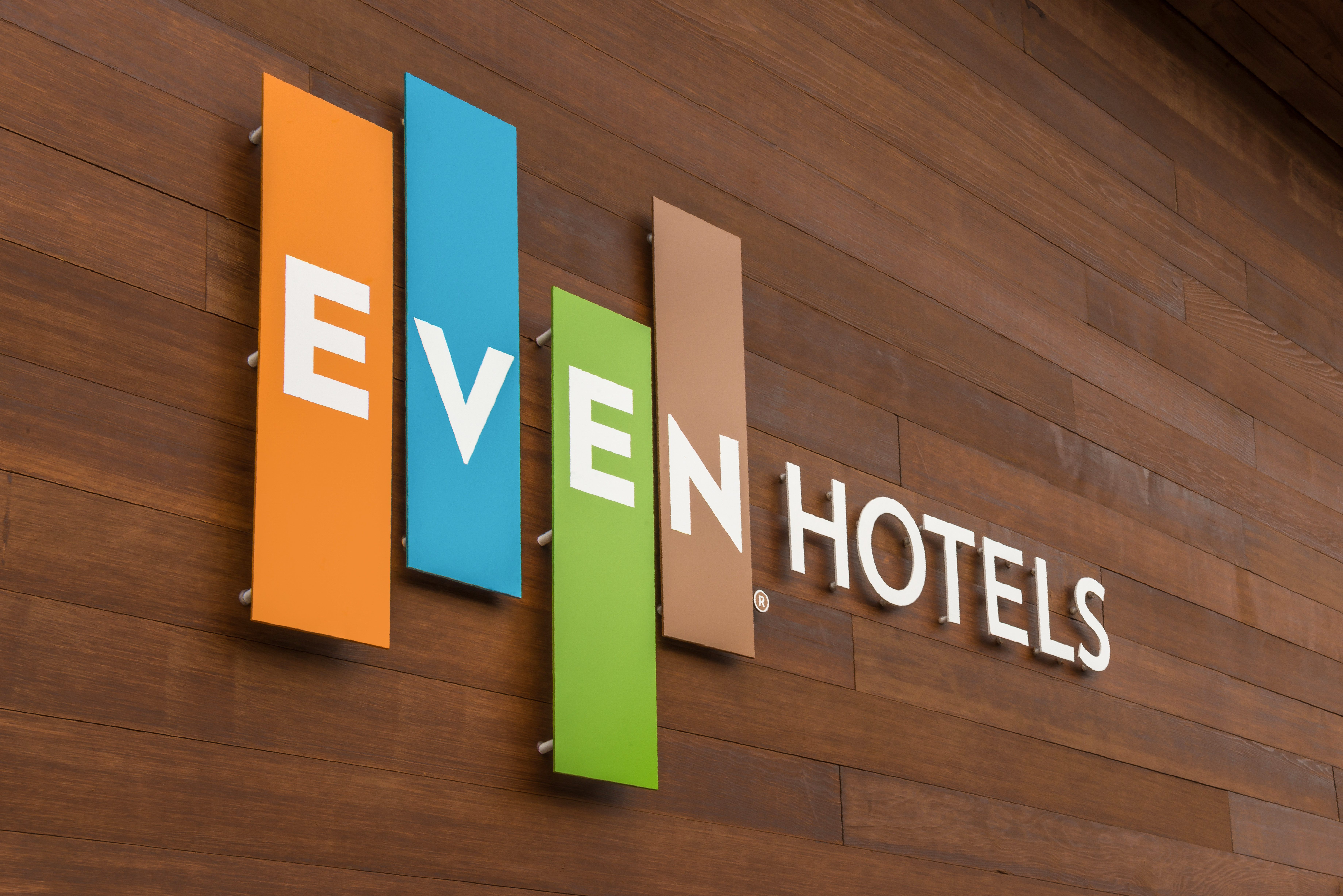 Welcome to EVEN Hotel Pittsburgh, a downtown Pittsburgh hotel.