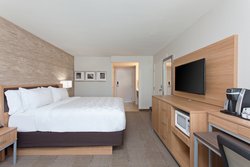  - Holiday Inn Palmdale - CA 14, Exit 35