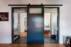  - Gold Diggers Hotel Hollywood