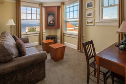  - Hotel Elliott Astoria