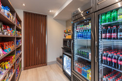  - Holiday Inn Express & Suites Moreno Valley - I-215, Exit 28