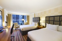  - Pinnacle Vancouver Harbourfront Hotel