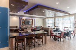  - Holiday Inn Express & Suites Homewood Birmingham - I-65, Exit 255