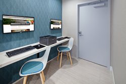  - Holiday Inn Express & Suites Hollywood