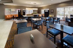  - Courtyard by Marriott Hotel Beachwood - I-271, Exit 29