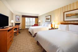  - Holiday Inn Express & Suites Astoria