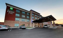  - Holiday Inn Express & Suites Roseville - I-94, Exit 230