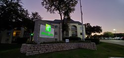  - Holiday Inn Las Colinas