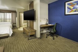  - Holiday Inn Express Pasco