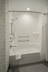  - Holiday Inn & Suites Decatur