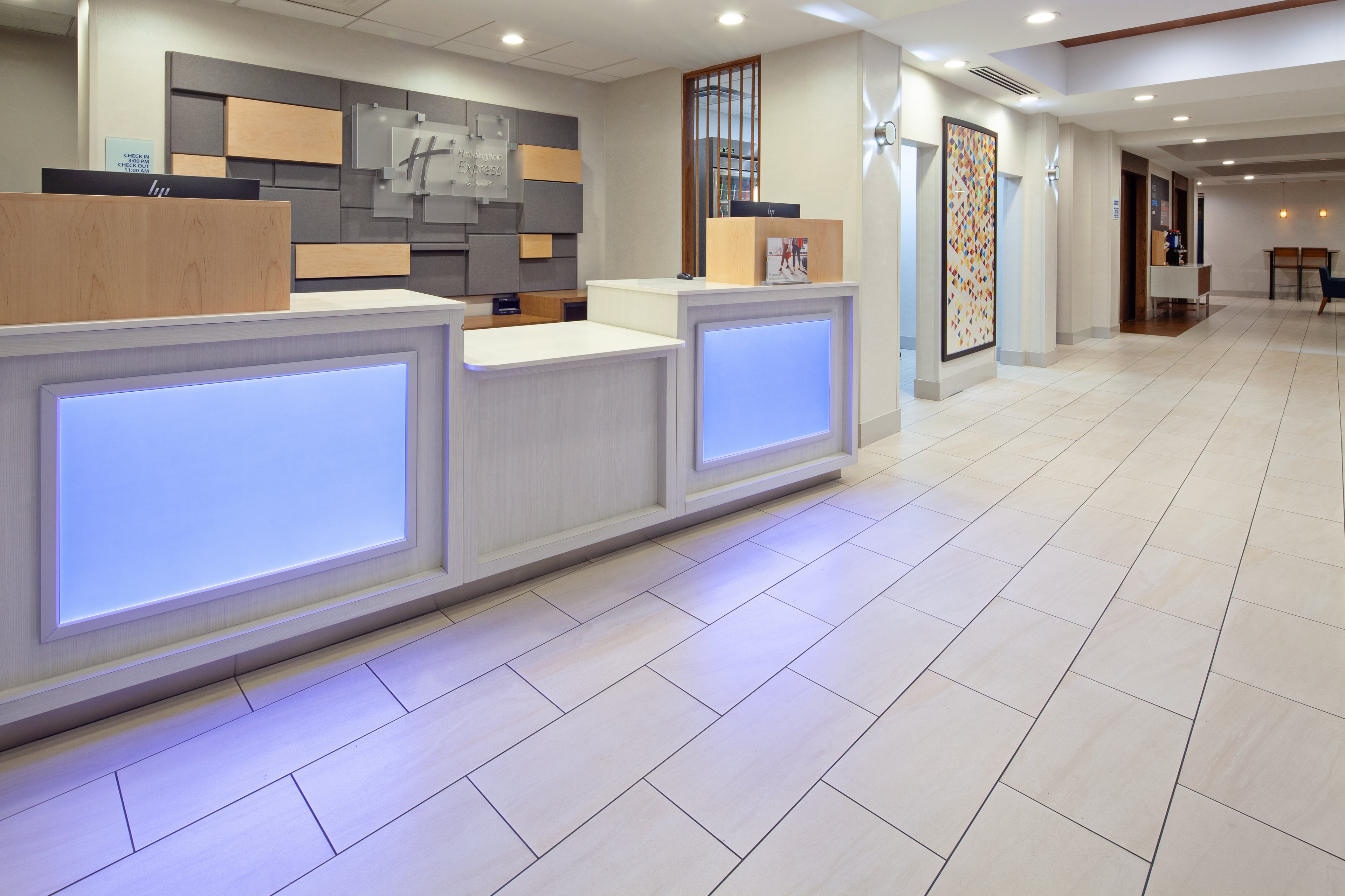 HOLIDAY INN EXP STES CLOVIS BY IHG-guestroom-Checking in, our friendly front desk will make you feel at home..jpg