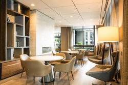  - Courtyard by Marriott Hotel Downtown Bellevue - I-405, Exit 13B