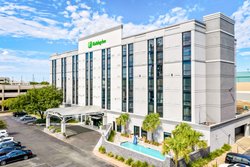  - Holiday Inn Downtown Alexandria - I-49, Exit 85