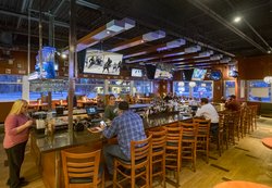  - Holiday Inn Downtown Niagara Falls