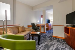  - Fairfield Inn & Suites by Marriott Holiday