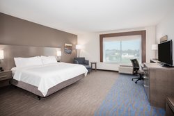  - Holiday Inn Express & Suites Great Bend