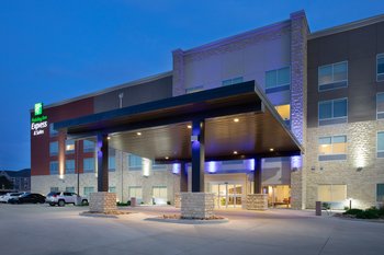 Holiday Inn Express & Suites