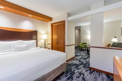  - Fairfield Inn & Suites by Marriott Columbia - I-70, Exit 128A