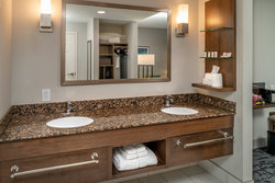  - Delta Hotel by Marriott Huntington Mall Barboursville - I-64, Exits 20 & 20B