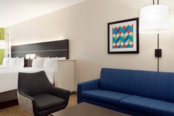  - Holiday Inn Express & Suites Shawnee - I-40, Exit 186