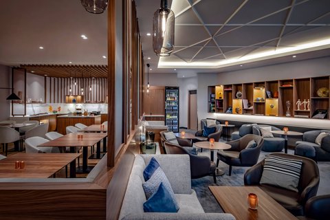 ZURICH MARRIOTT HOTEL - Photo 41