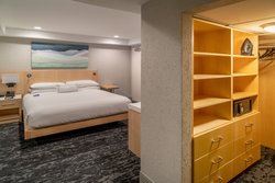  - Delta Hotel by Marriott Downtown Huntington