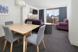  - Crowne Plaza Hotel Downtown Dallas - I-35, Exit 428C