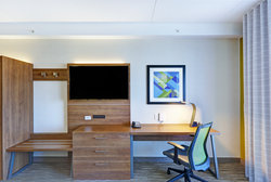  - Holiday Inn Express & Suites Woodstock