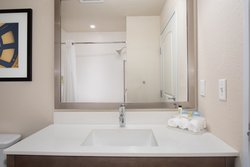  - Holiday Inn Express & Suites Manhattan