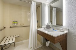  - Holiday Inn Express Cape Coral