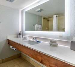 - Holiday Inn Express Cape Coral