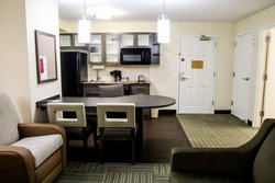  - Candlewood Suites North Glen Allen - I-295, Exit 43