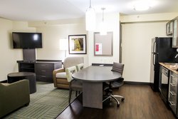 - Candlewood Suites North Glen Allen - I-295, Exit 43