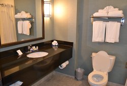  - Holiday Inn Express & Suites Selinsgrove