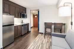  - Holiday Inn Express & Suites Milton