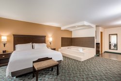  - Holiday Inn Express & Suites Canton - I-275, Exit 22