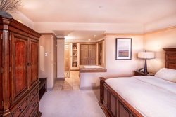  - Park Plaza Condos Avon