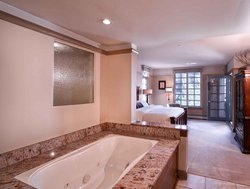  - Park Plaza Condos Avon