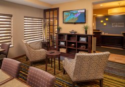  - Holiday Inn Express South Charleston - I-64 & I-77, Exit 95