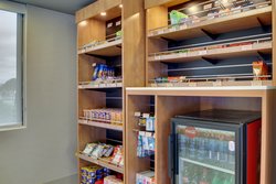  - Holiday Inn Express Airport Pittston - I-81, Exit 175