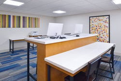  - Holiday Inn Express & Suites Downtown Shreveport - I-20, Exit 19A