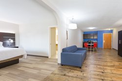  - Holiday Inn Express Plymouth