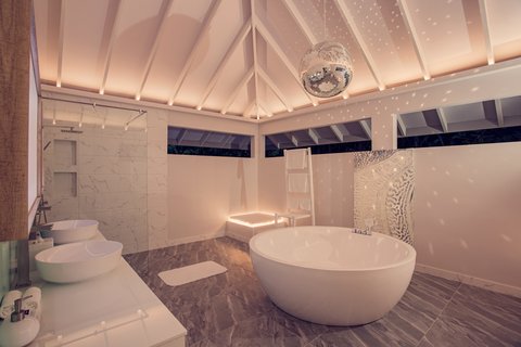 THE STANDARD MALDIVES - Photo 43