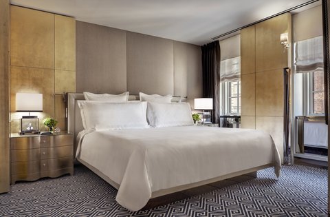 THE CARLYLE A ROSEWOOD HOTEL - Photo 2