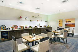  - Holiday Inn Downtown Memphis - I-40, Exit 1 & 1A